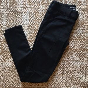 Super Stretch Black Jeggings